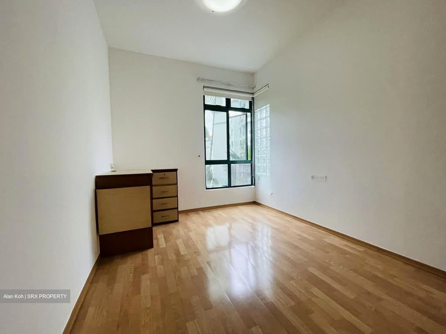 Parc Palais (D21), Condominium #568248661
